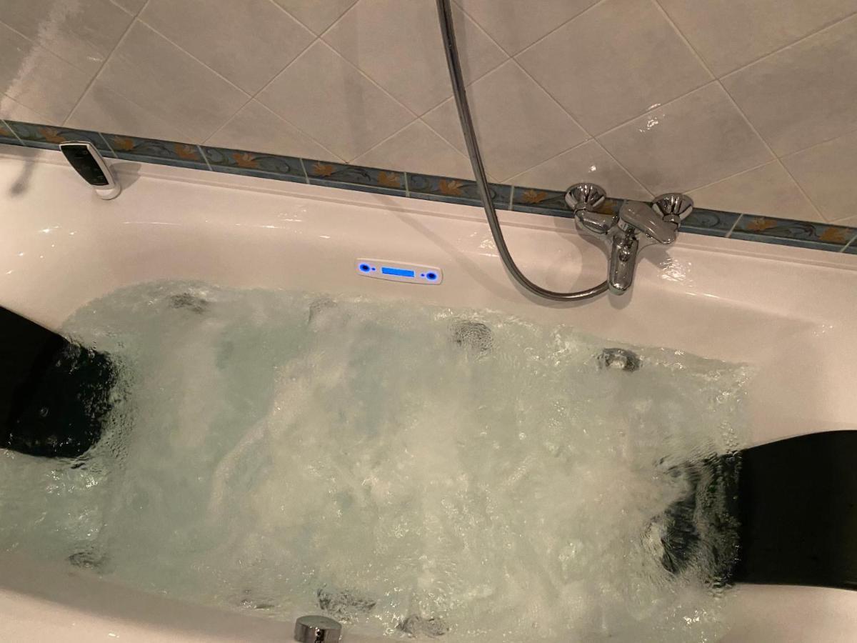 Il Villino Agriturismo B&B Belforte del Chienti エクステリア 写真