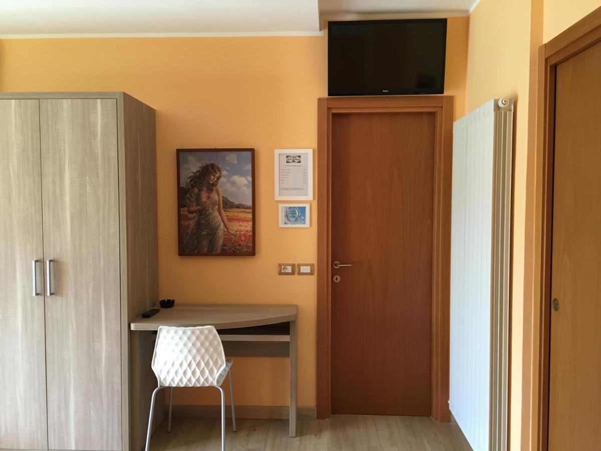 Il Villino Agriturismo B&B Belforte del Chienti エクステリア 写真