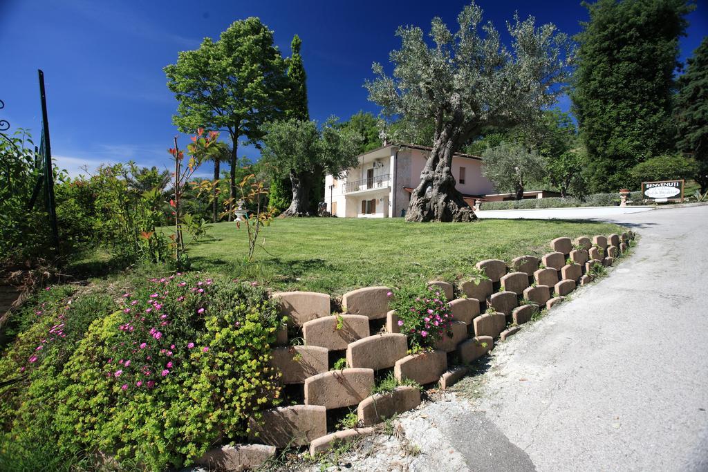 Il Villino Agriturismo B&B Belforte del Chienti エクステリア 写真