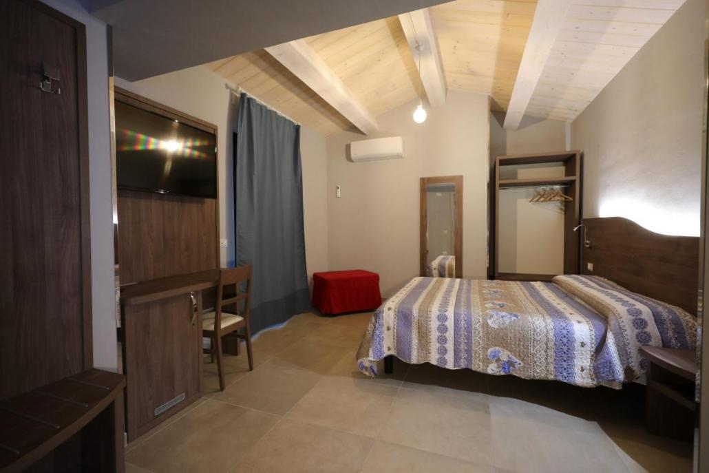 Il Villino Agriturismo B&B Belforte del Chienti エクステリア 写真
