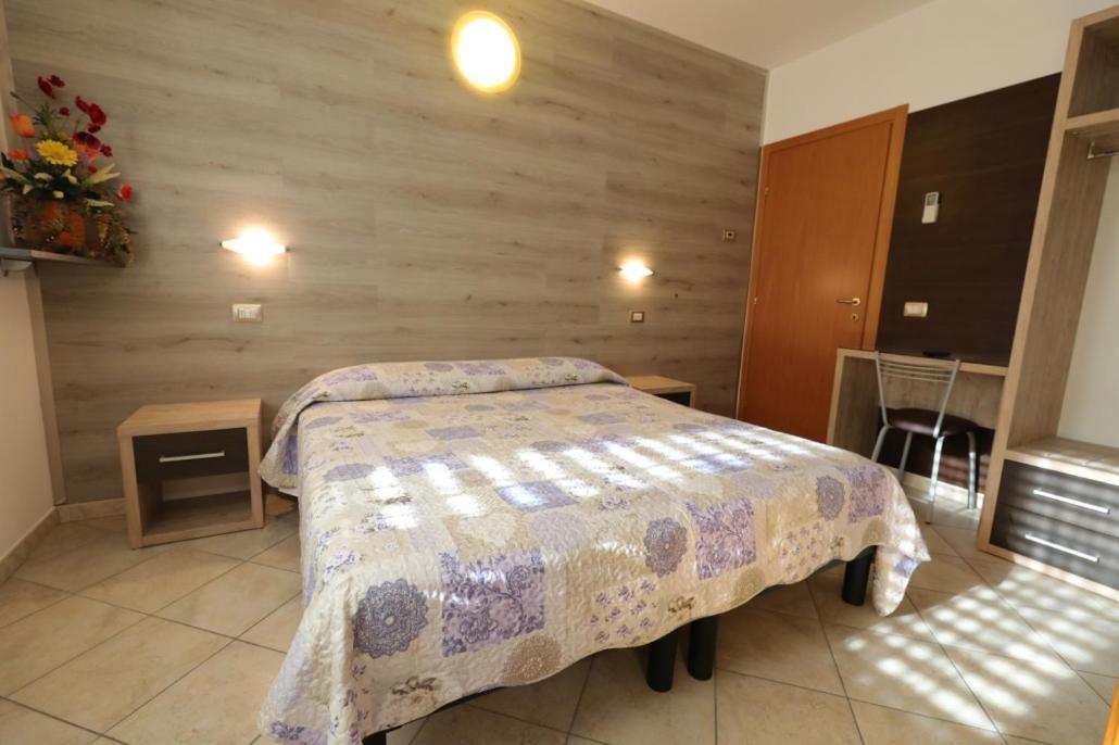 Il Villino Agriturismo B&B Belforte del Chienti エクステリア 写真