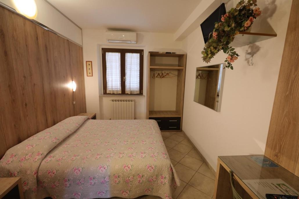Il Villino Agriturismo B&B Belforte del Chienti エクステリア 写真