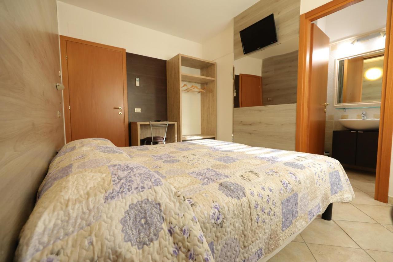 Il Villino Agriturismo B&B Belforte del Chienti エクステリア 写真